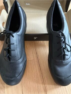 Leo Ultra Tap Adult Black Tap Shoes 10.5 (Women’s 9)